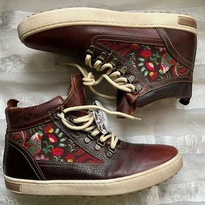 Inkkas Rooster Boots